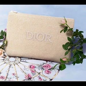 Dior Beauty Raffia Pouch